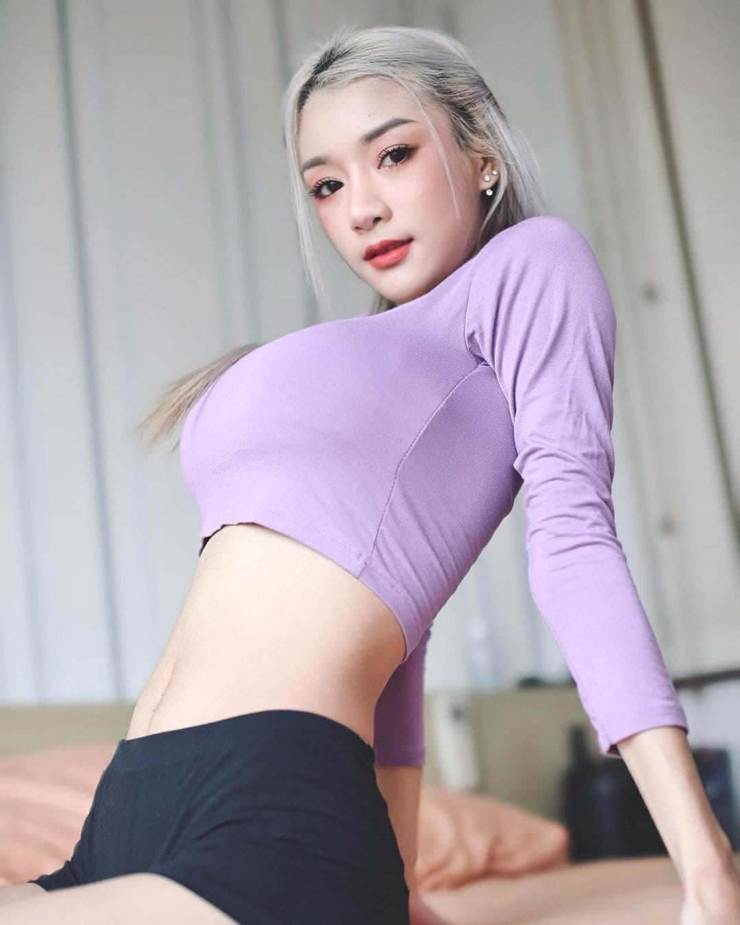 น้องใบเฟิร์น กับแฟชั่นอันเร่าร้อน สุดแซ่บ ที่จะมาขยี้ใจคุณ 1