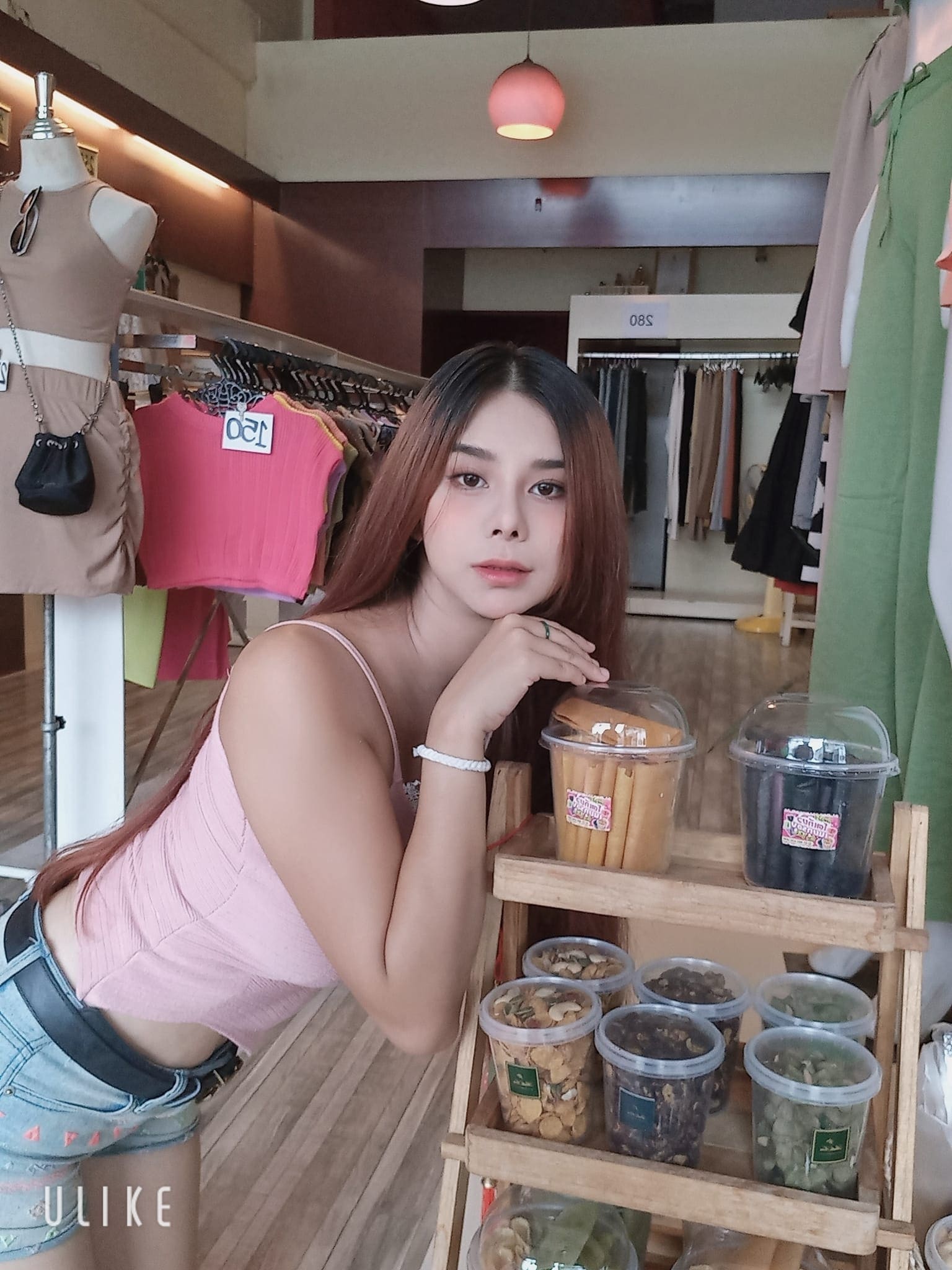 น้องโอลีฟ แม่ค้าโตเกียวกรอบสุดน่ารักจากเชียงใหม่ 9