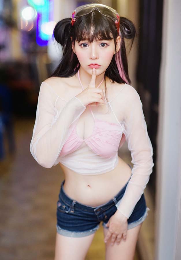 สาวน้อยหน้าตาน่ารัก แค่เห็นก็เทใจให้
