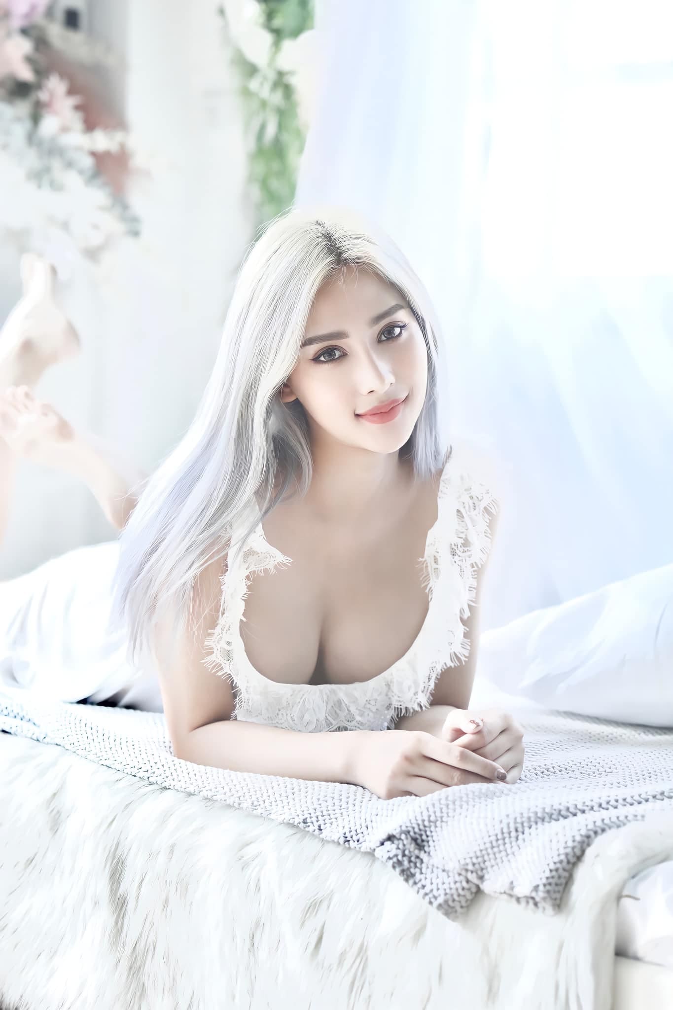 น้องเลม่อน พริตตี้สาวสวยสุดเปรี้ยว ที่แค่ได้มองเป็นอันต้องหลง 10
