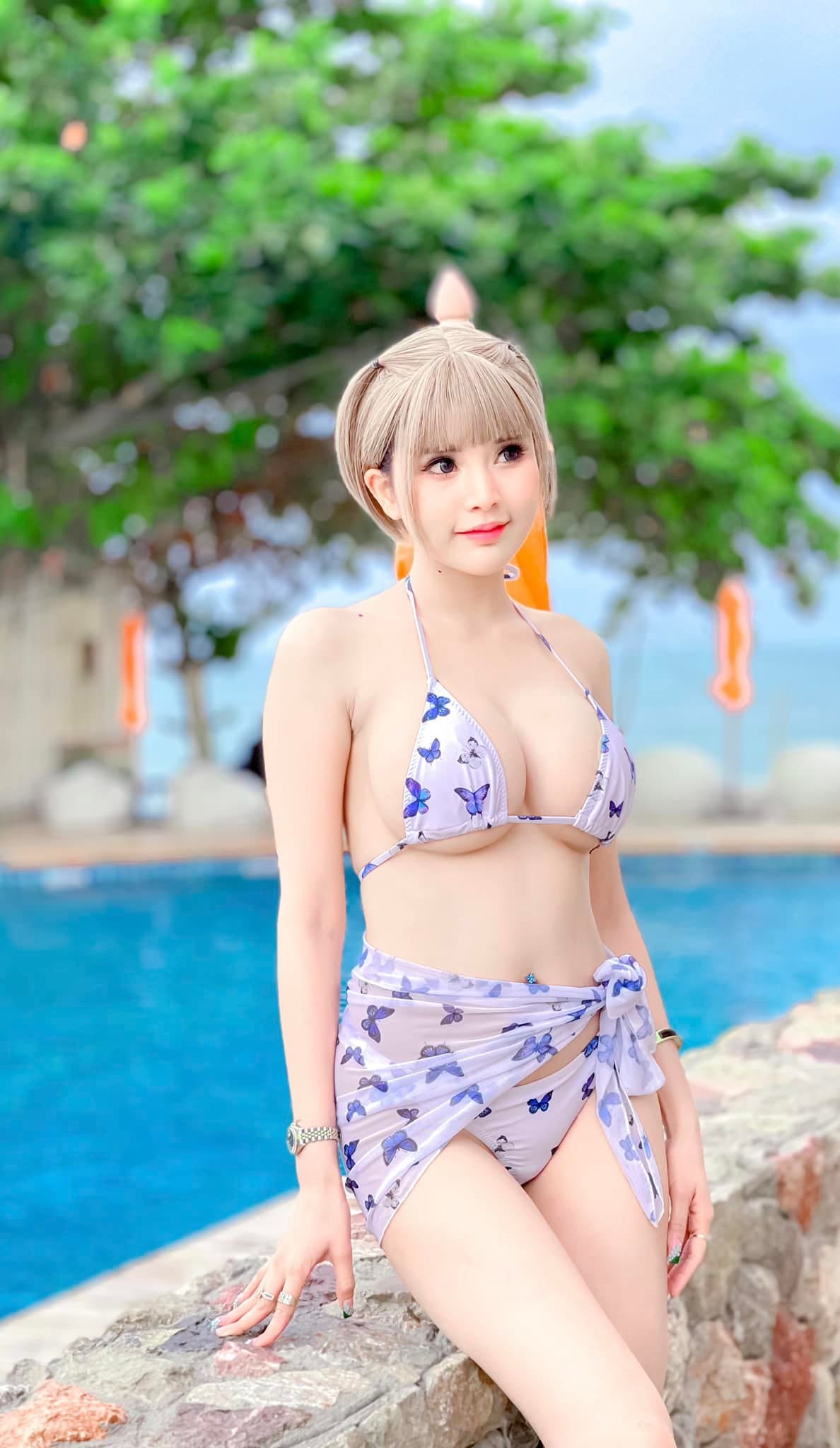 น้องเมญ่า นางแบบสุดร้อนแรง ที่ใครเห็นก็ต้องสะดุด 12