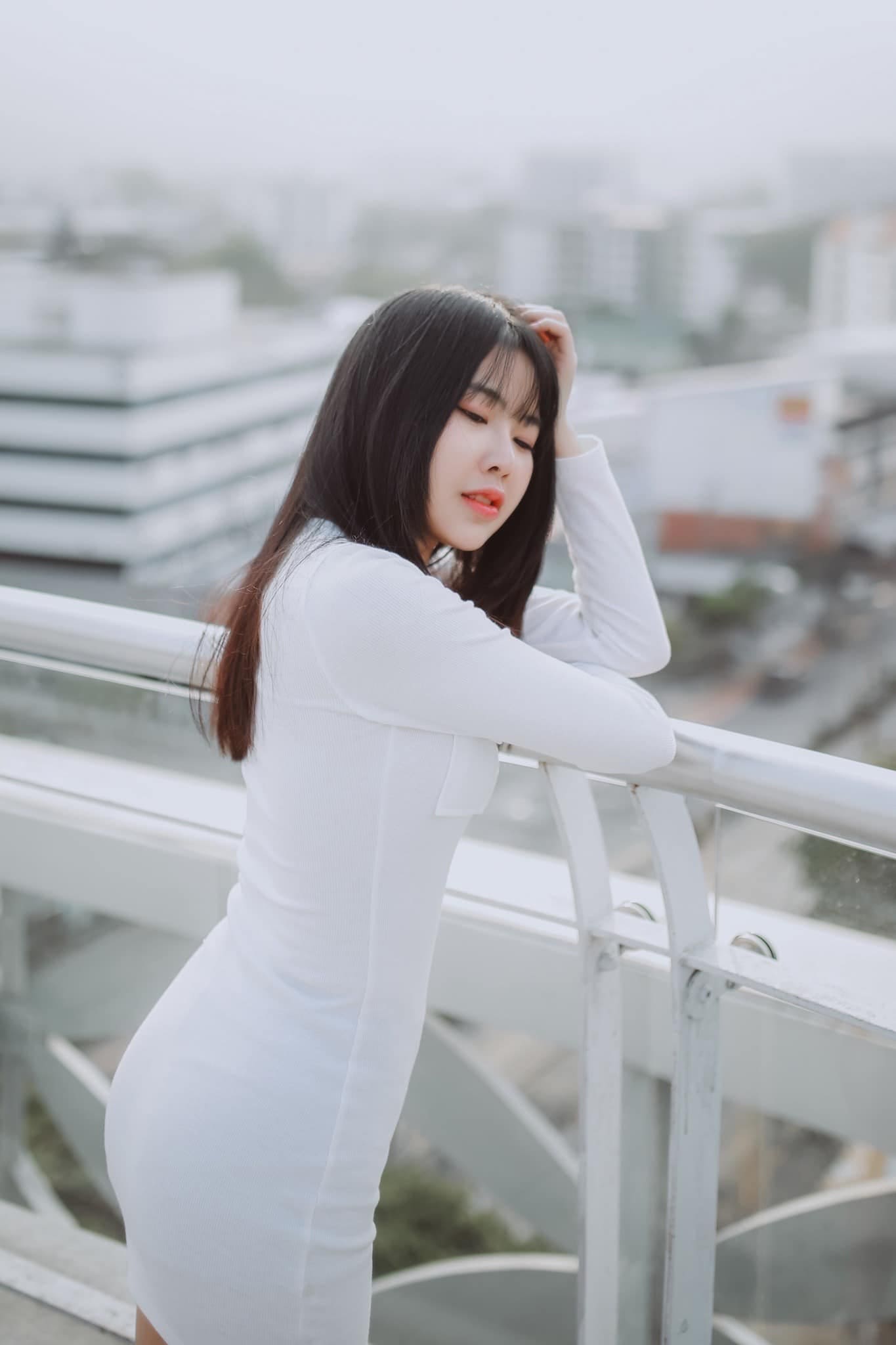 น้องแอปเปิ้ลบลู สาวสาวยสุดเซ็กซี่ ดีกรีผู้ช่วยแพทย์ 15
