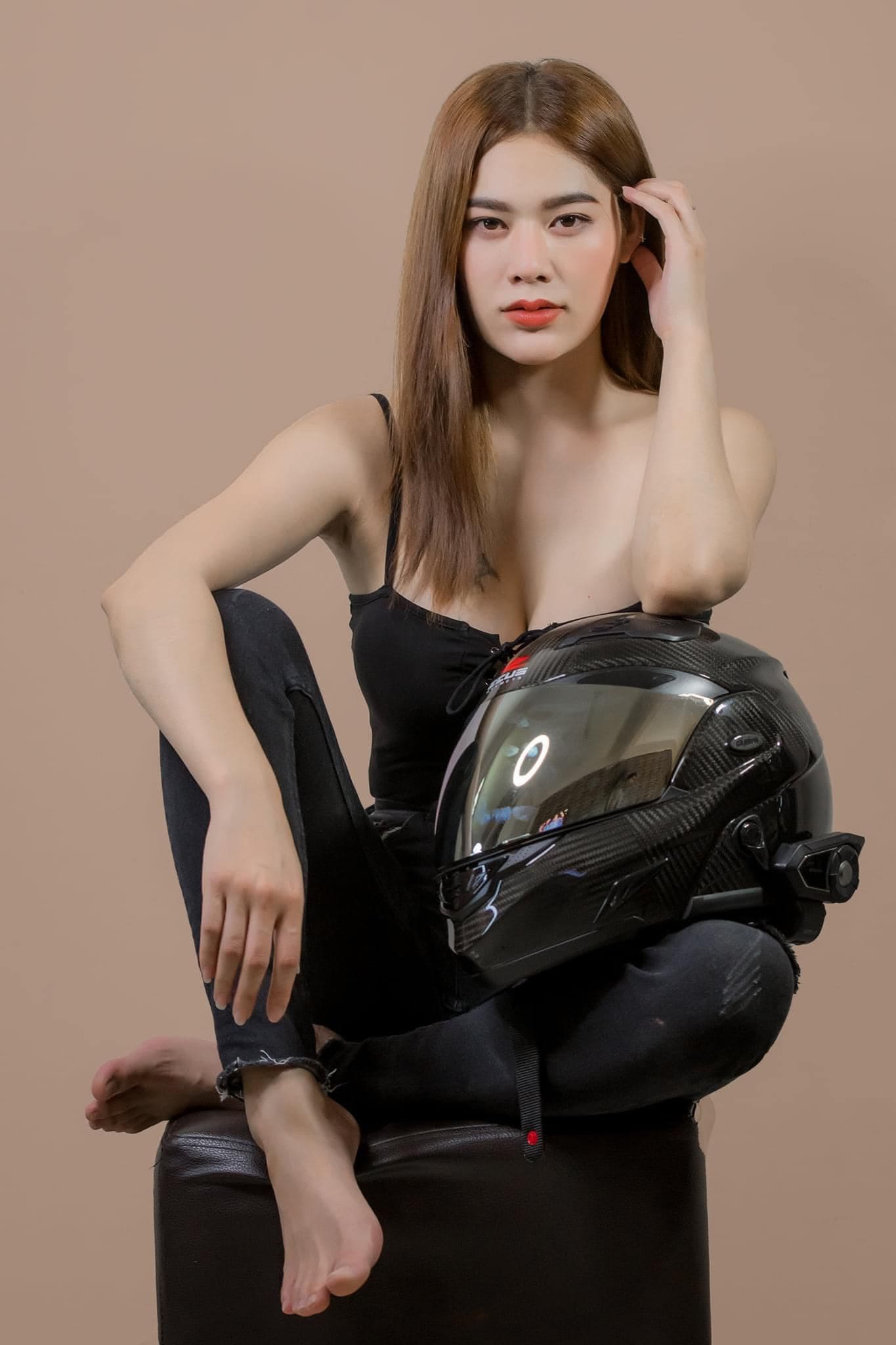 น้องตุ๊กตา สาวสวย สุดแซ่บ ตำแหน่งนางฟ้าบิ๊กไบค์ 9