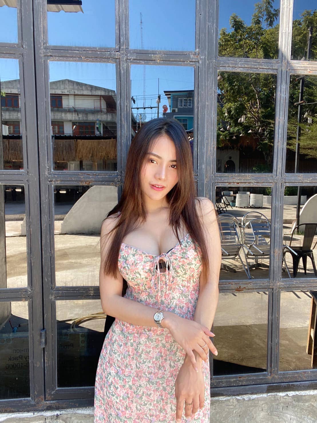 น้องฟ้า ศุภิสรา ศรีสาธร สาวสายหน้าคม ที่ไม่อาจละสายตาไปได้ 10