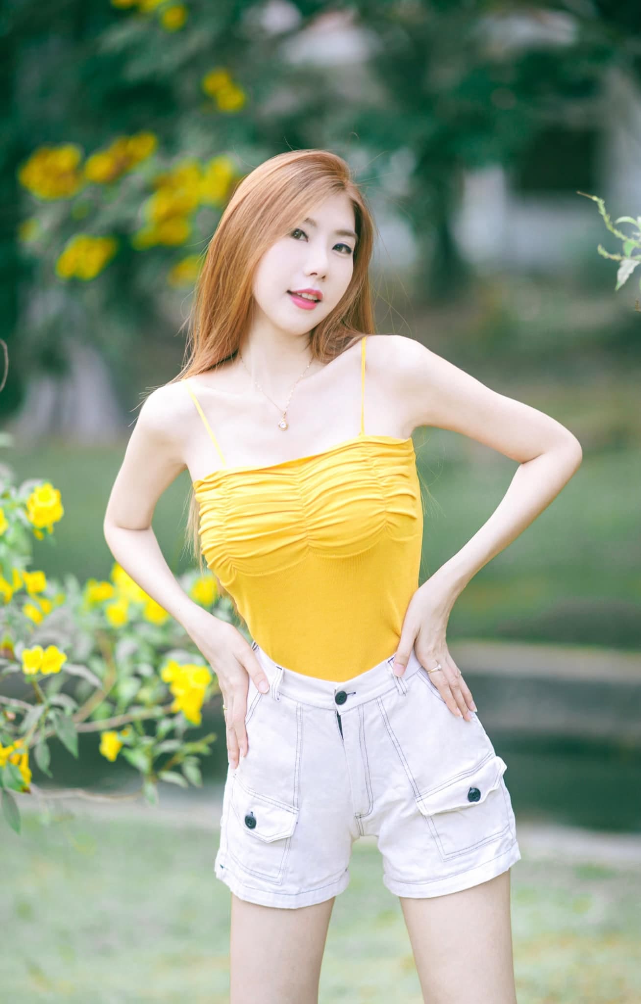 น้องเดียร์ อาจารย์ สาวนักธุรกิจ ที่มาพร้อมกับความเซ็กซี่ ชวนให้หลงไหล 15