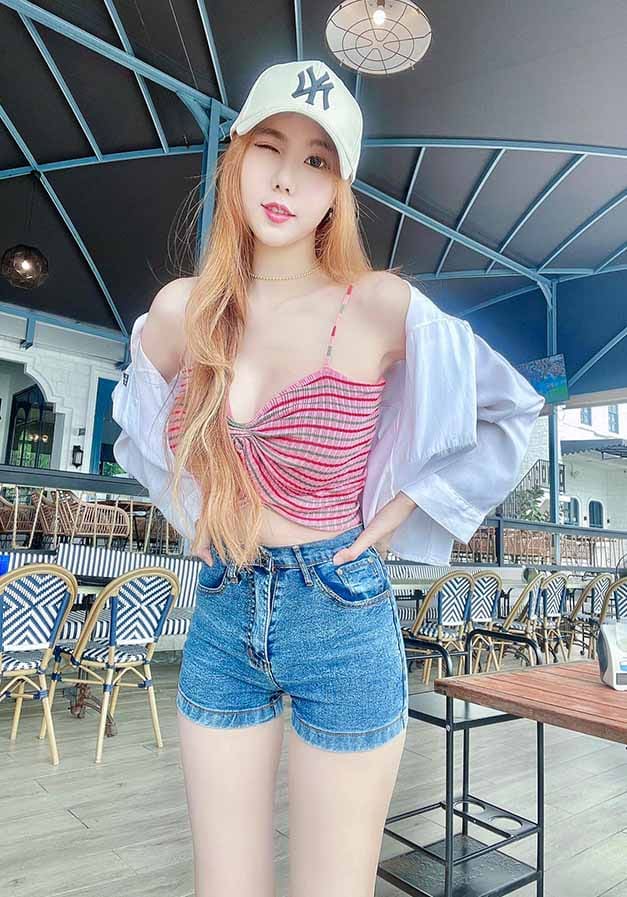เดียร์ ณัฐมาไชยวรโยธินชื่อนี้ทั้งสวยทั้งเก่งเซ็กซี่มีสมอง 2