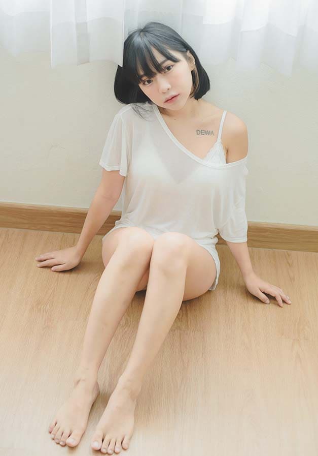 Sununthaน้องเอมมี่สาวน้อยตัวเล็กสุดเซ็กซี่ 20