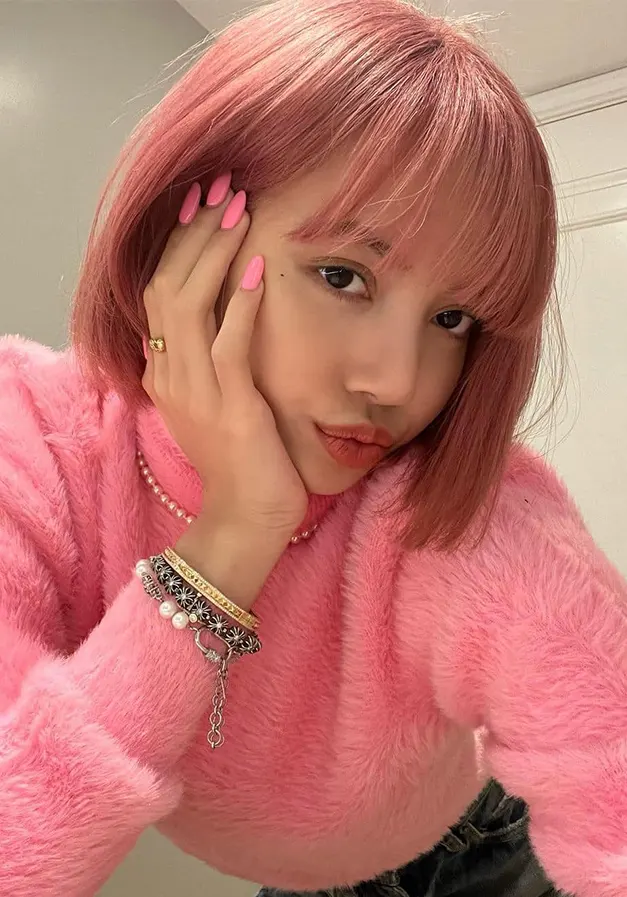 ผมสีบลอนด์ชมพู แบบสาวหวาน Y2K