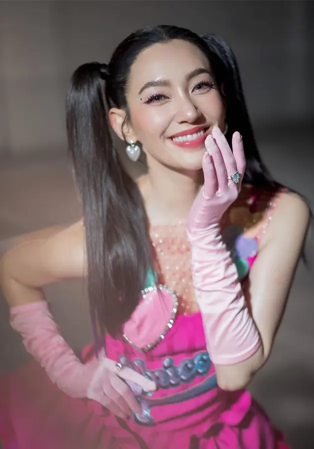 เปิดวาร์ป เบลล่า ราณี สาวสวยสุดแซ่บว่าที่นางเอก 300 ล้าน 1