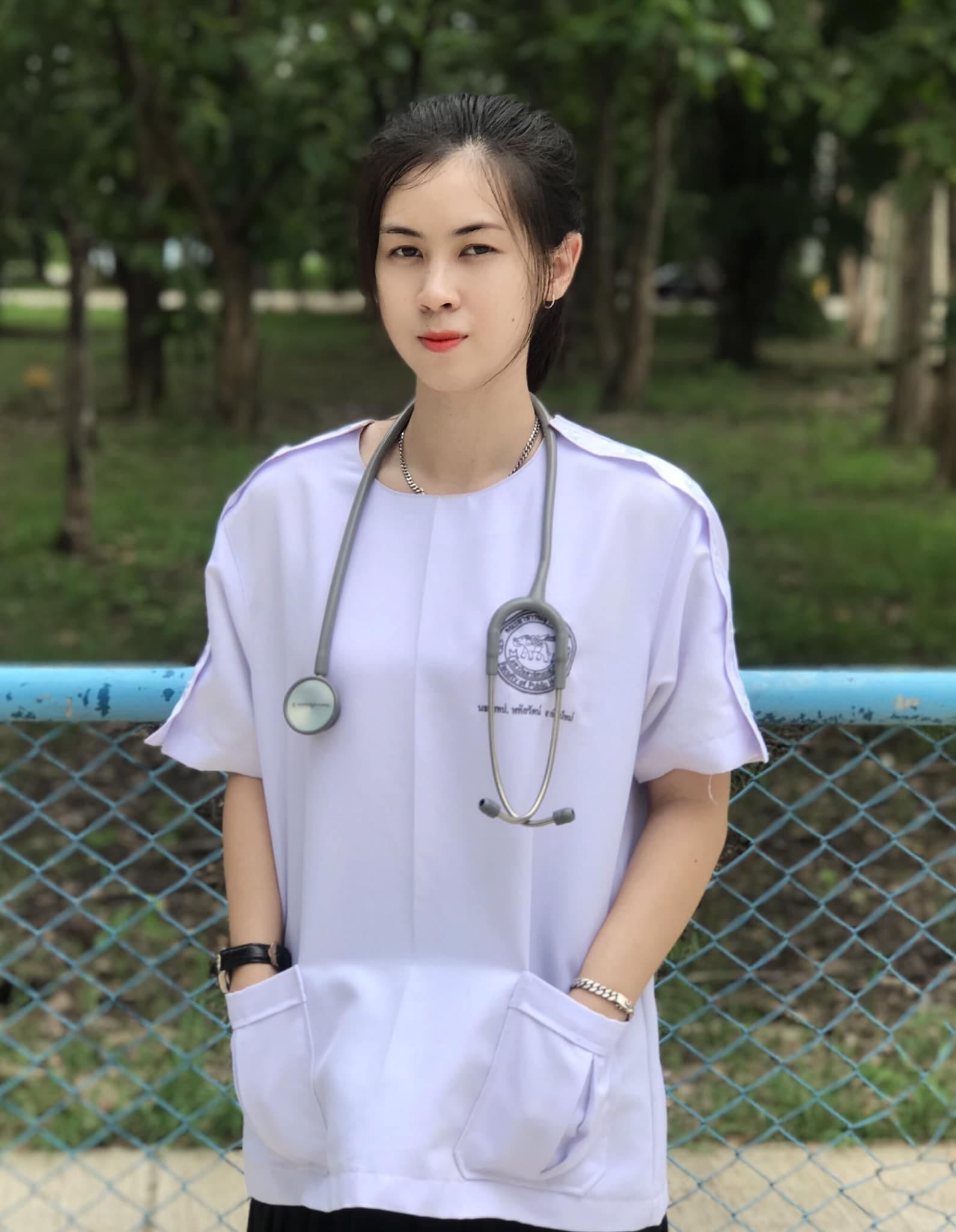 เปิดวาร์ป น้องปิ่น เจ้าของภาพ ‘หมอสวย’ คู่บัวขาว บัญชาเมฆ 3