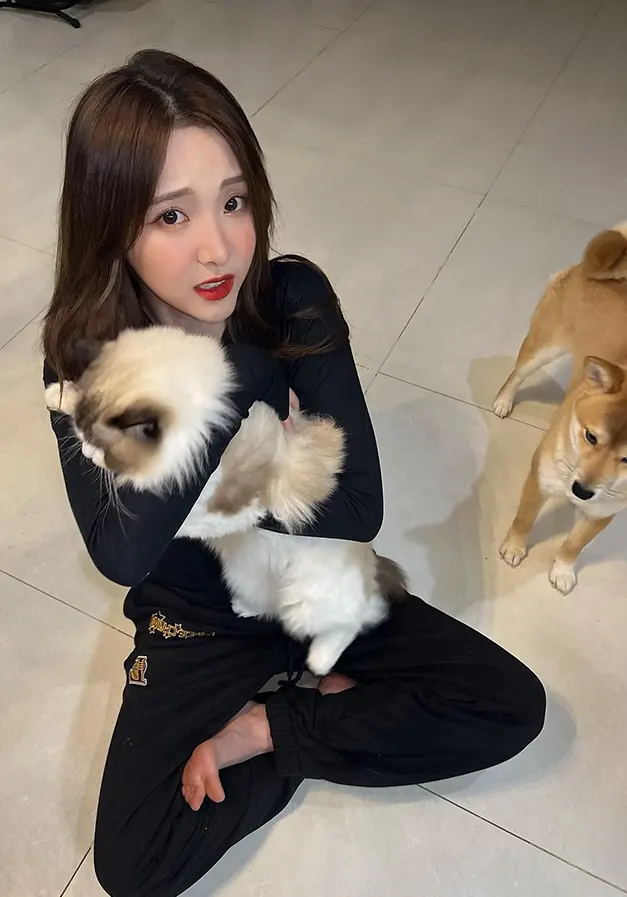 Nene นักร้องสาวไทยที่โกอินเตอร์ดังไกลไปถึงต่างประเทศ 3