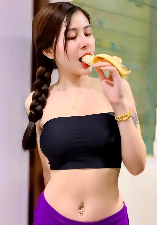 น้องบีม Varrissara Klepchawee พริตตี้คนดัง 5