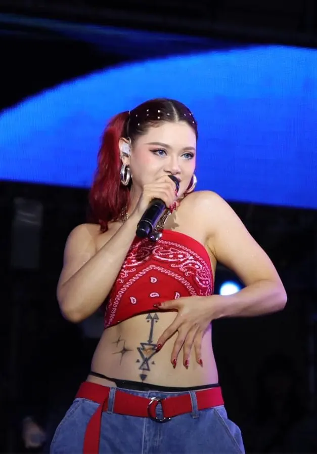 เปิดวาร์ป Pearja นักร้องสาวสุดเซ็กซี่ จากเวทีประกวดชื่อดัง 3