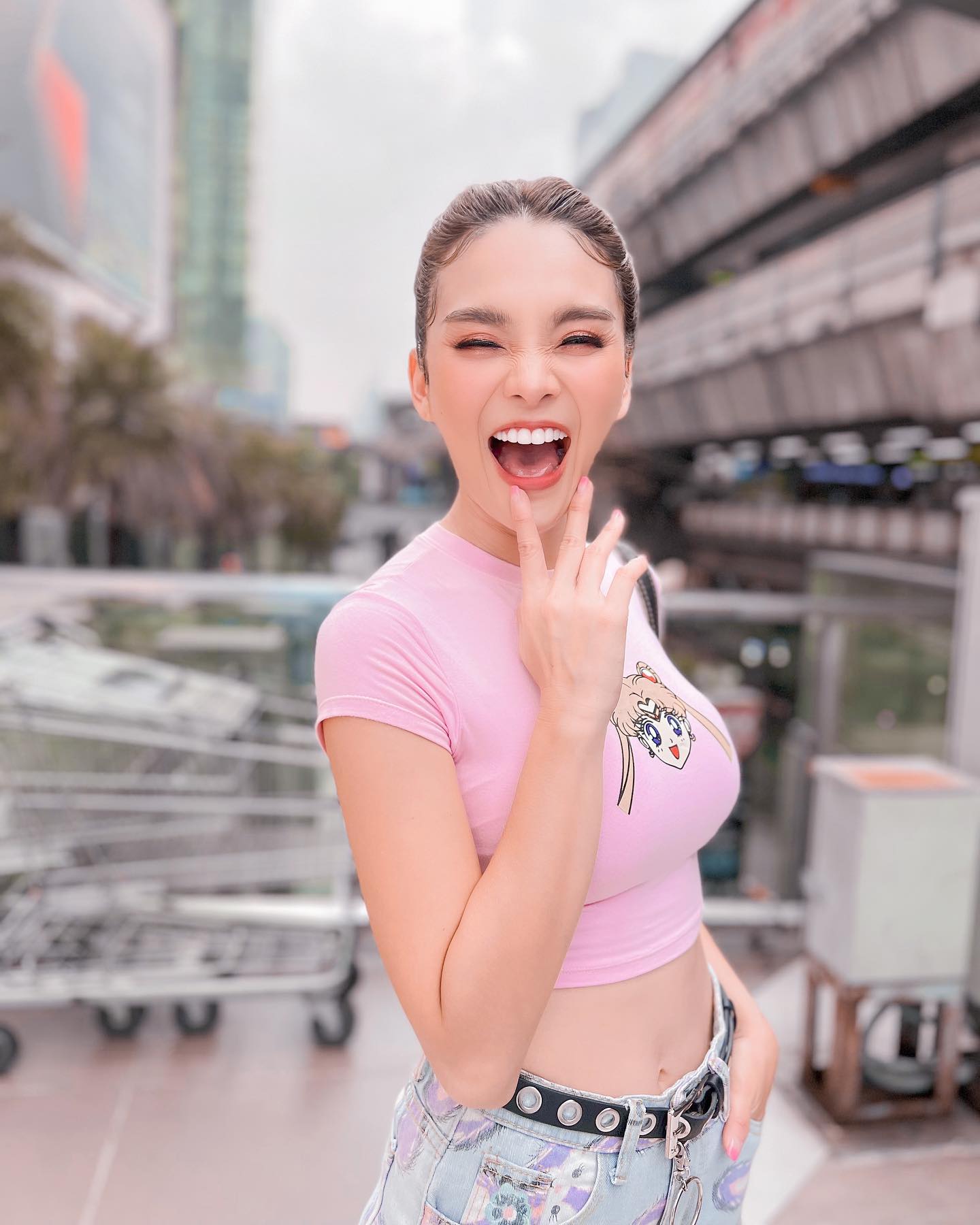 หลิวอาจารียา สวยเก่งน่ารักเสียงดีใครละจะทนไหว 31