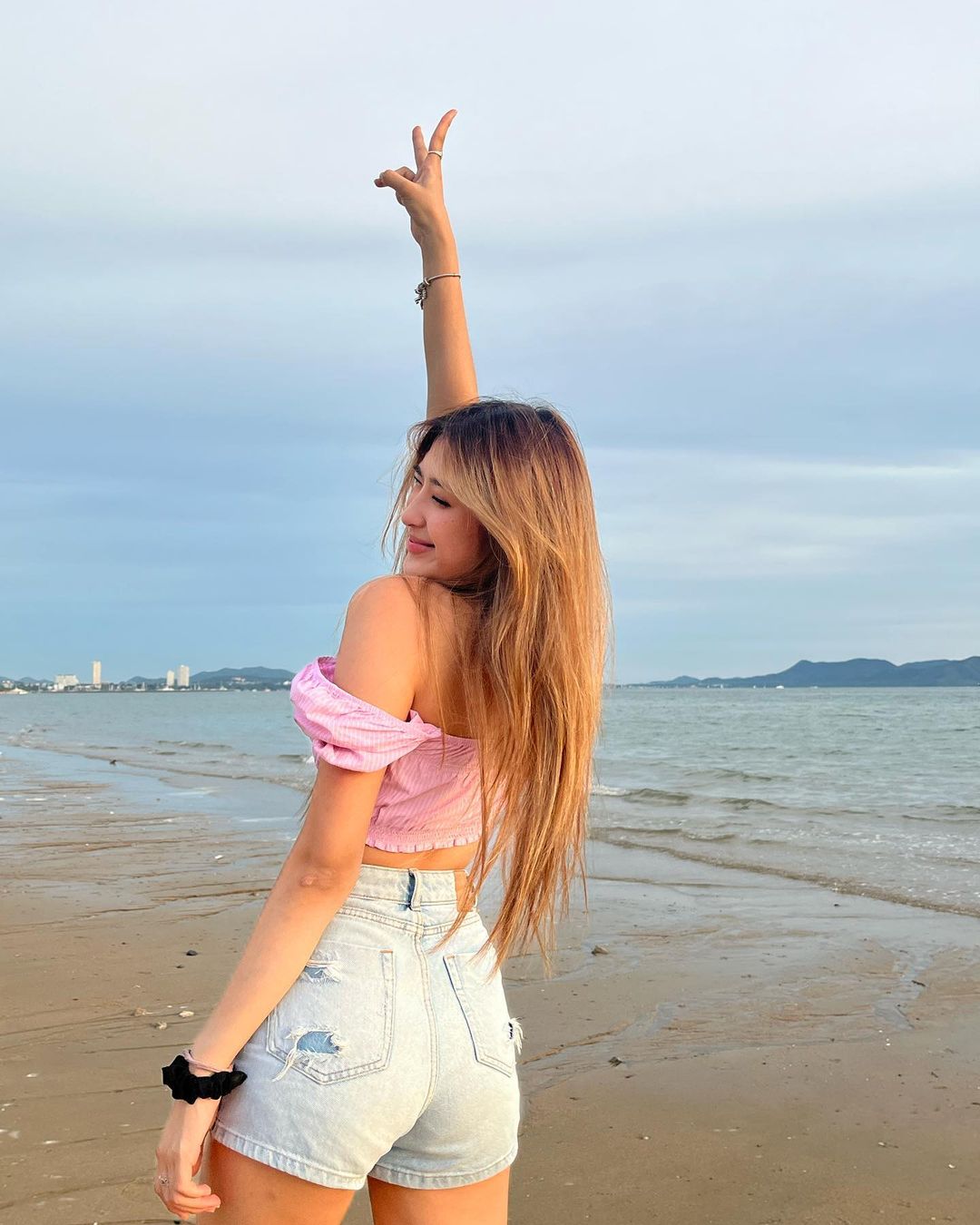 น้องมิย่า ทองเจือ เป็นสาวแล้วลูกสาว พีท ทองเจือกับความสวยที่ไม่ทิ้งแถว 22