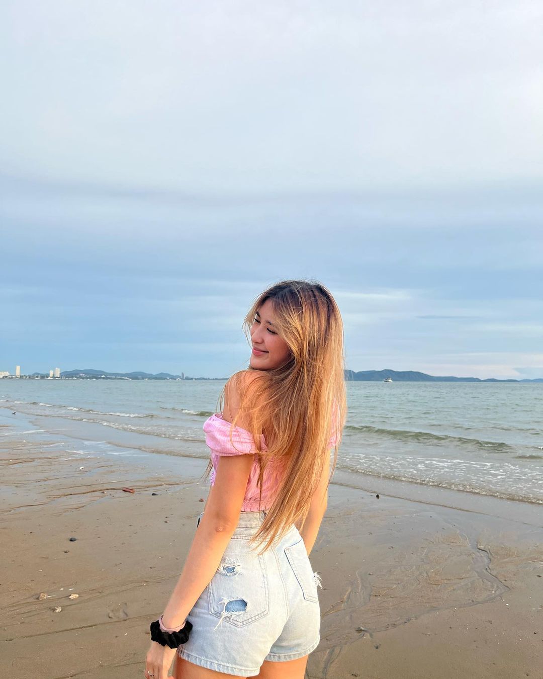 น้องมิย่า ทองเจือ เป็นสาวแล้วลูกสาว พีท ทองเจือกับความสวยที่ไม่ทิ้งแถว 23