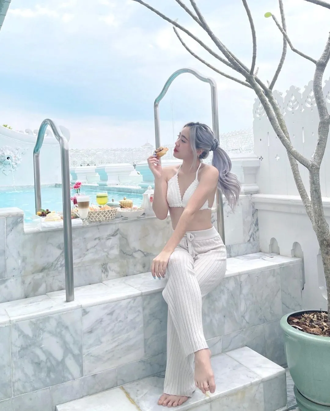 น้องโกรันเลขา หน้าตาดีของหนุ่มนิกกี้ ณฉัตร ความน่ารักสดใสกำลัง 10 23