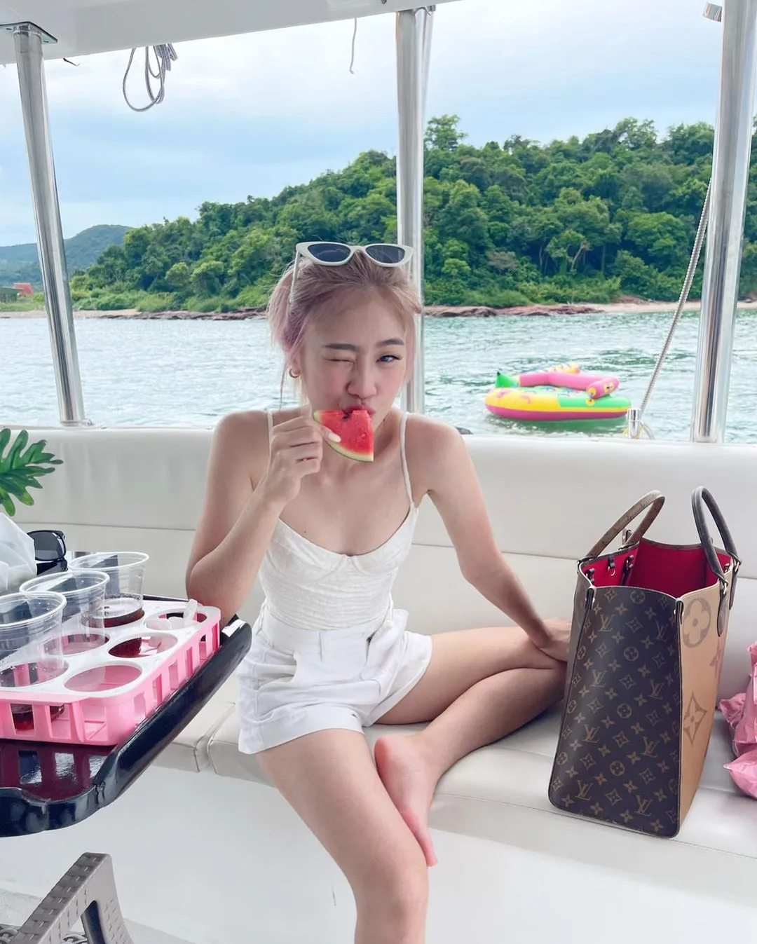 โกรันเลขา สาวสวยของหนุ่มนิกกี้