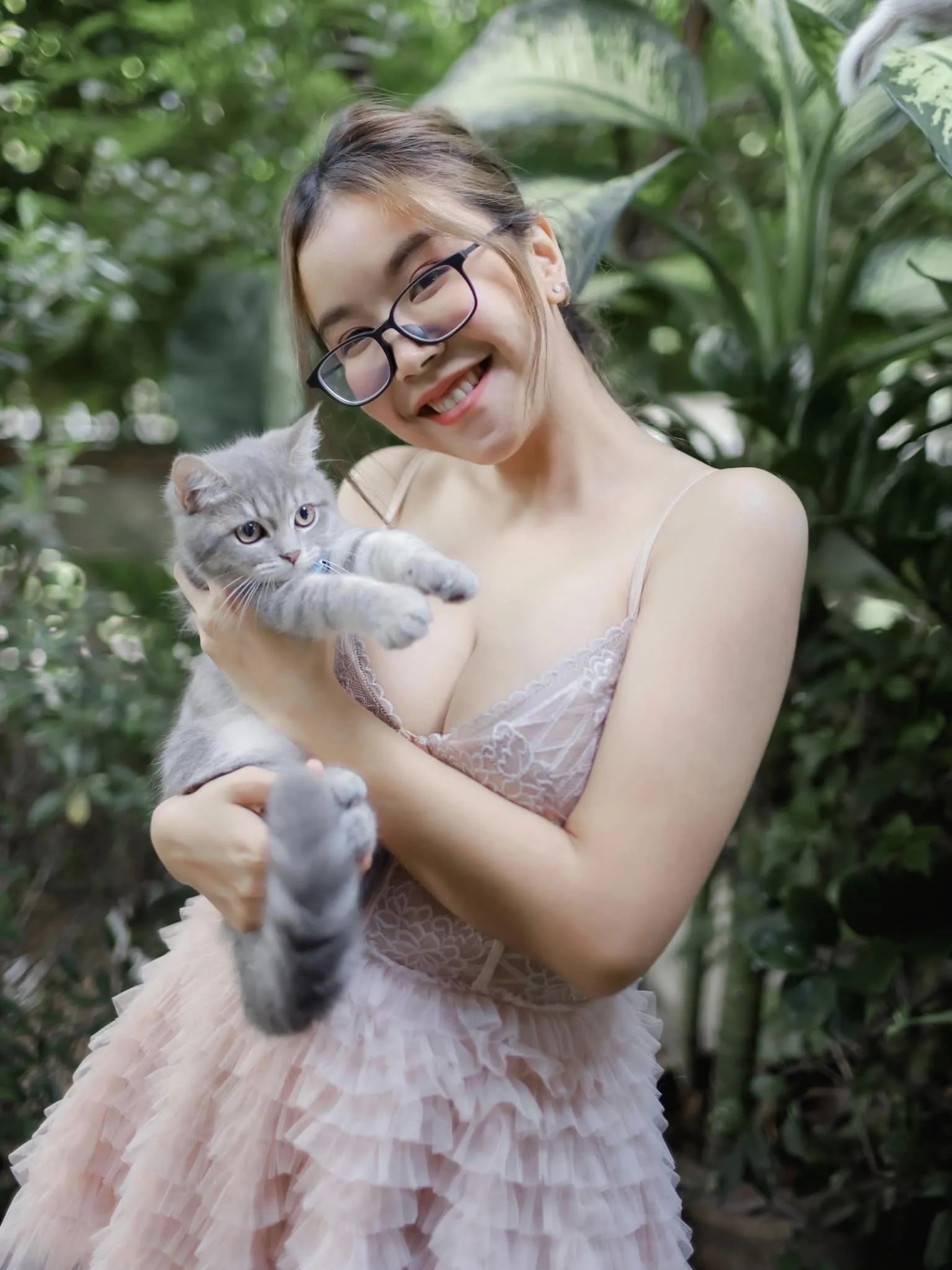 นุ๊ก ปนิสรา สาวแว่นดาว Onlyfans ที่มาพร้อมผลงานสุดเซ็กซี่ลีลาเด็ด 34
