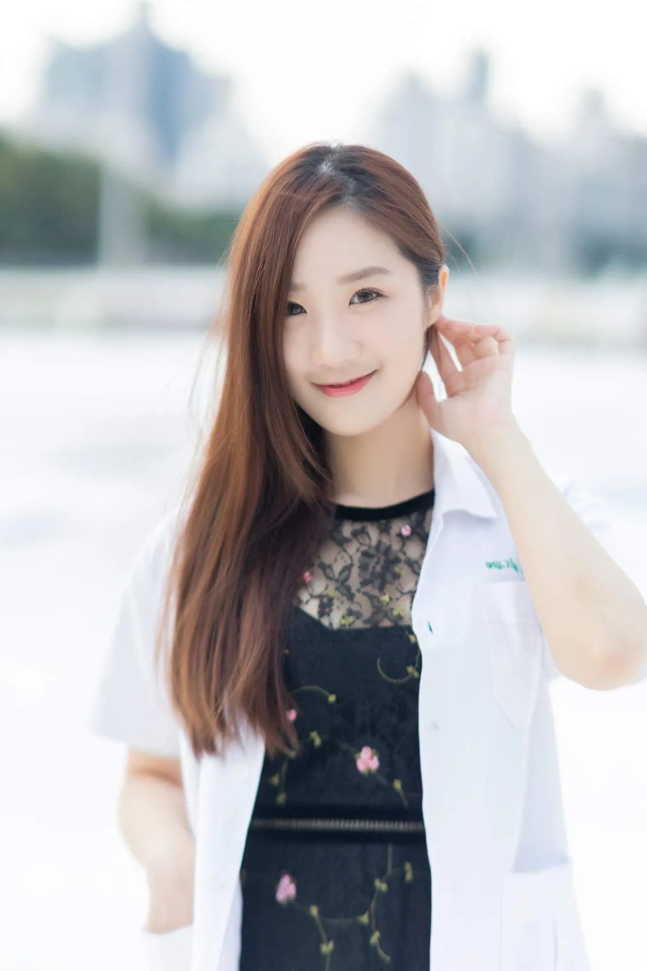 หมอลิลลี่ แพทย์หญิง นางฟ้าสาวสวย มากับตำแหน่งเน็ตไอดอลชุดคุณหมอ 8