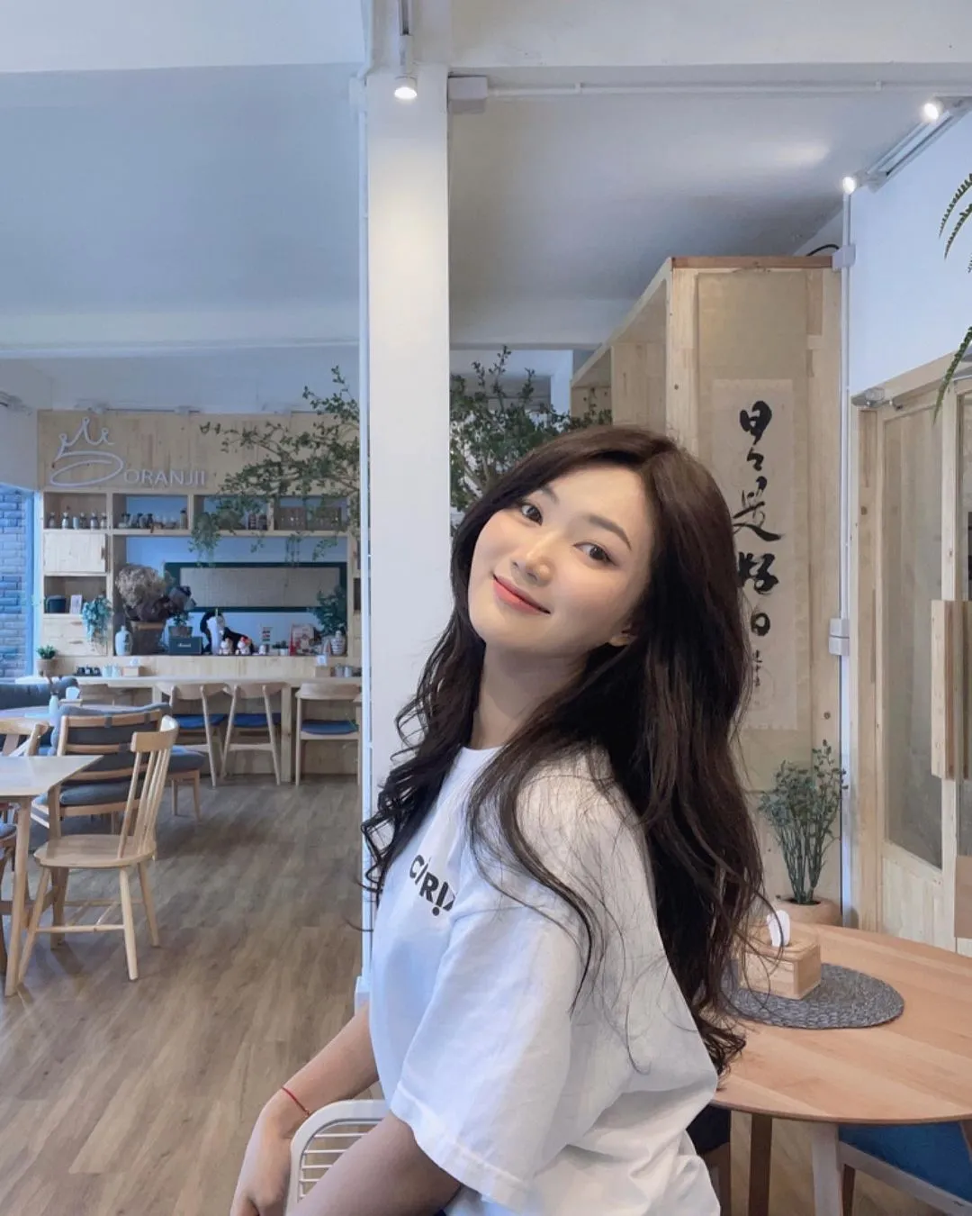 เปิดวาร์ปสาวสวย น้องอิง (ing_lhj2401) เบื้องหลังช่อง Cullen HateBerry 11