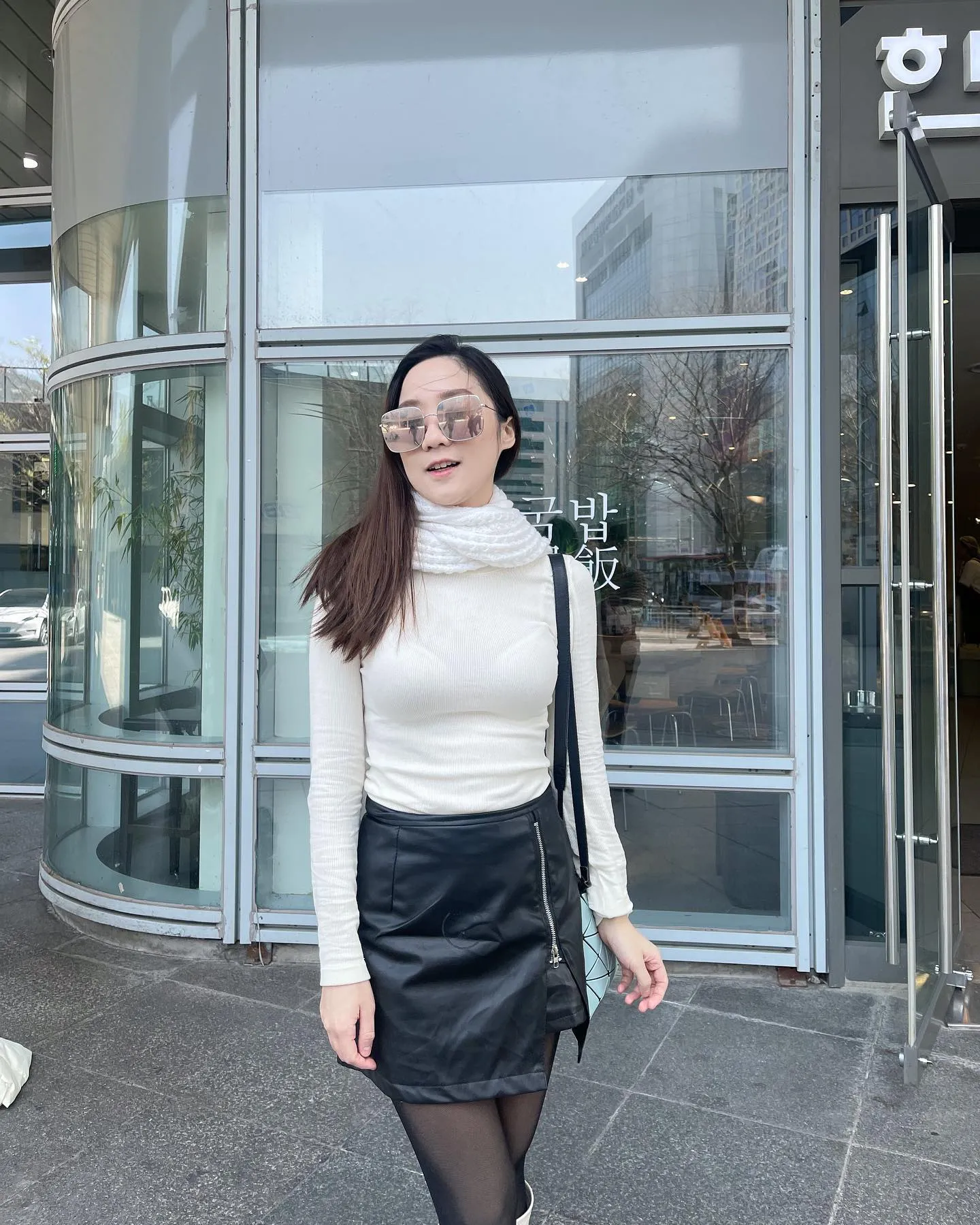 หมอลิลลี่ แพทย์หญิง นางฟ้าสาวสวย มากับตำแหน่งเน็ตไอดอลชุดคุณหมอ 34