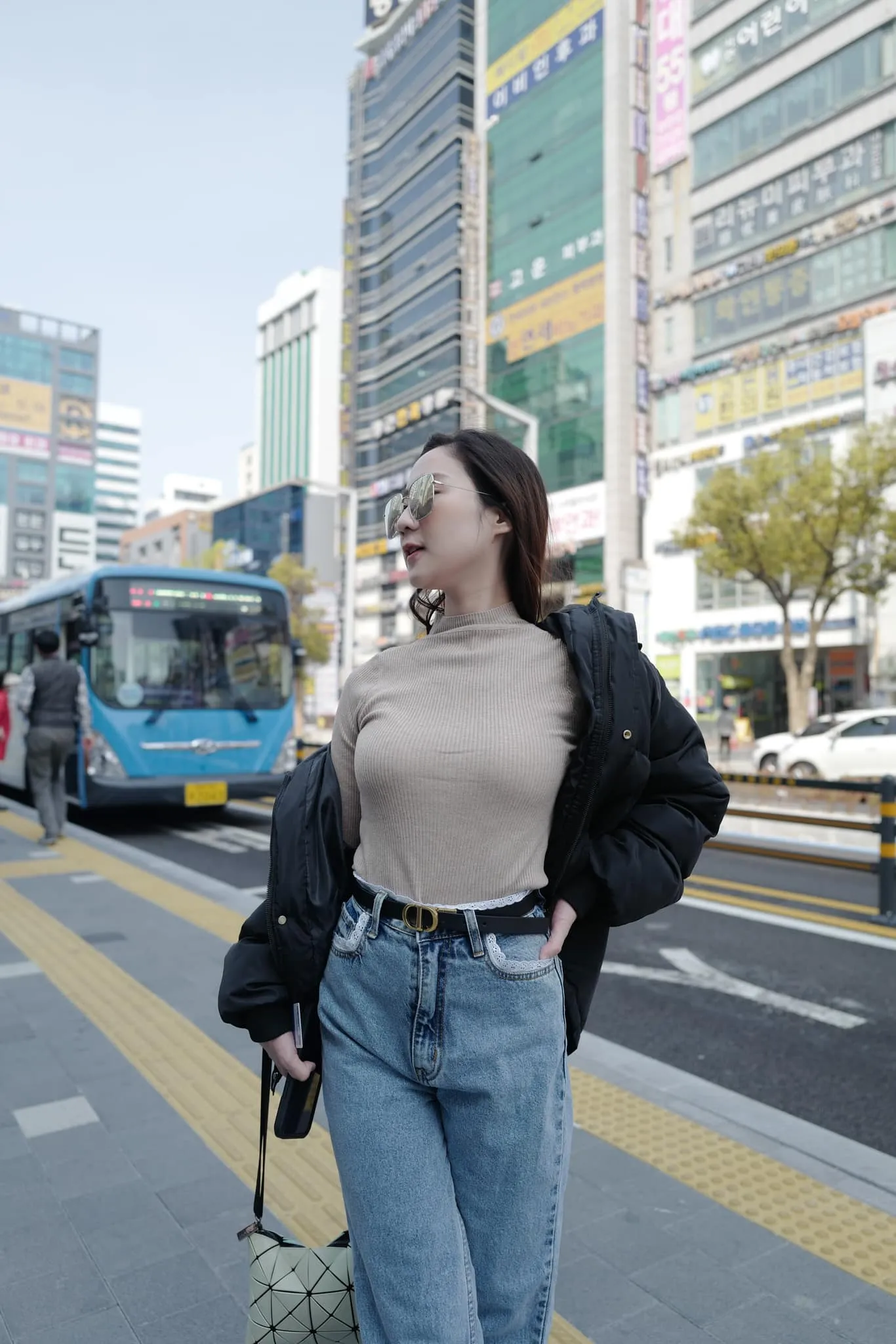 หมอลิลลี่ แพทย์หญิง นางฟ้าสาวสวย มากับตำแหน่งเน็ตไอดอลชุดคุณหมอ 35