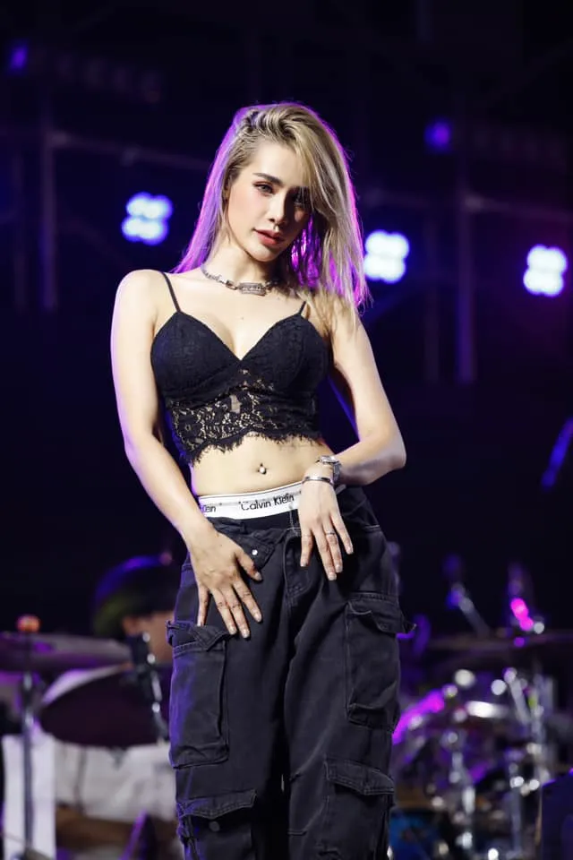 เปิดวาร์ปสาวสวย เมย์ รัตติยา (amethys.mae)สาวไทอินก็มาดิคร้าบ 1