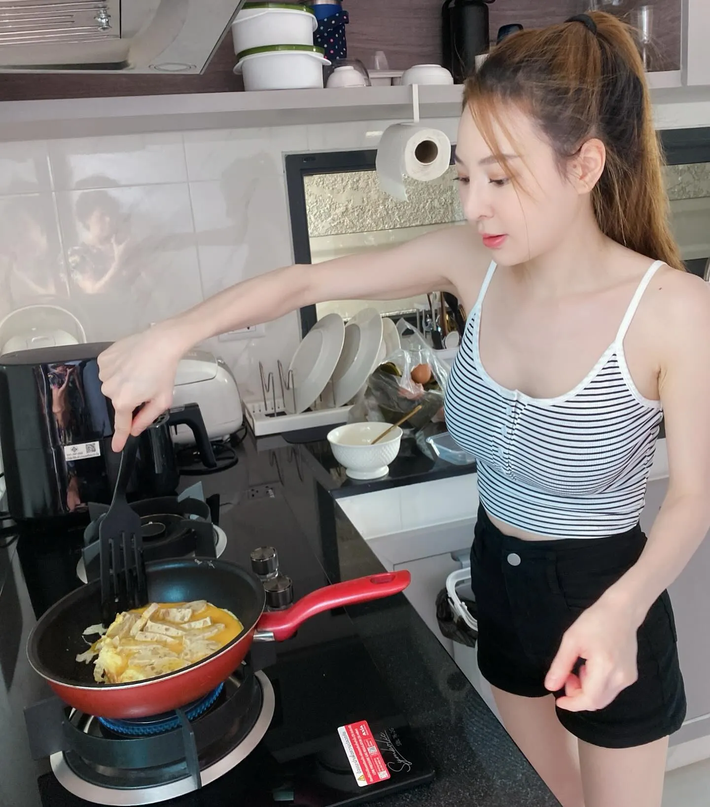 เปิดวาร์ปสาวสวย น้องจอย (joinyy) แม่ค้าน้ำปั่นที่กระแสดีมากๆ 13