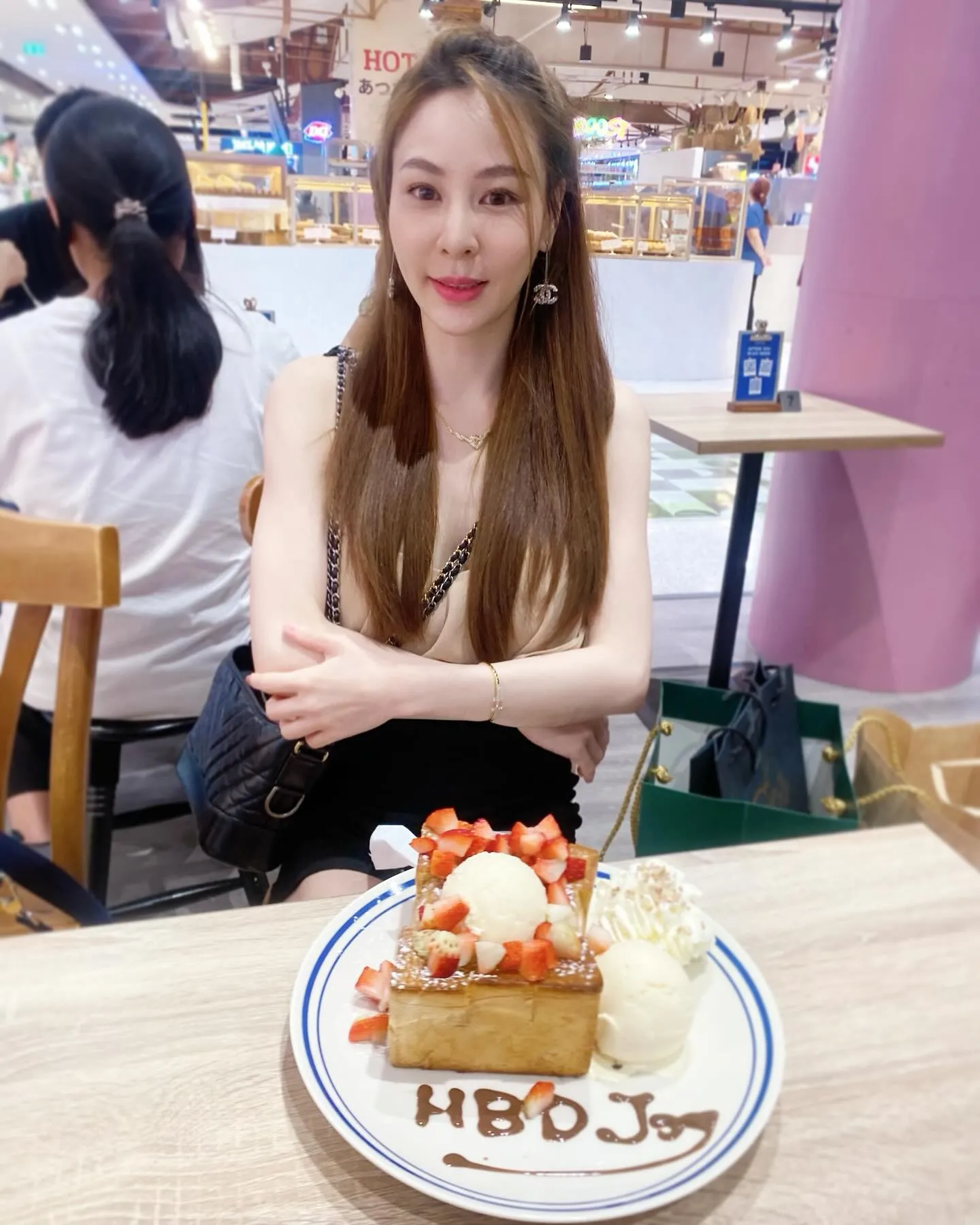 เปิดวาร์ปสาวสวย น้องจอย (joinyy) แม่ค้าน้ำปั่นที่กระแสดีมากๆ 14
