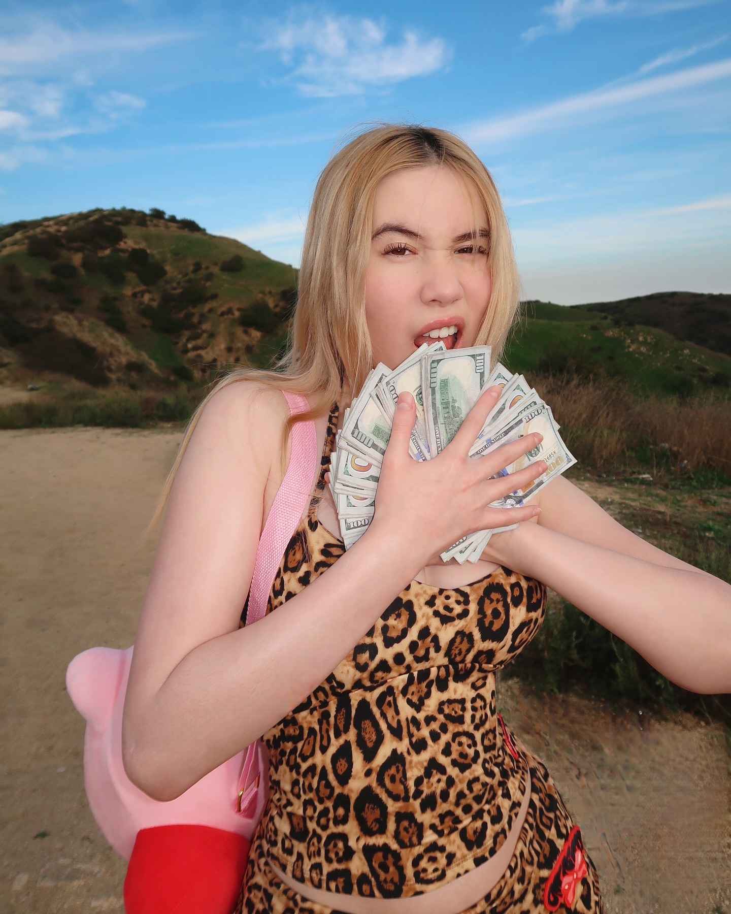 lil tay ลิลเทย์ ฉลองอายุ 18 โดยการเปิดบัญชี OnlyFans คนสมัครเพียบ 20