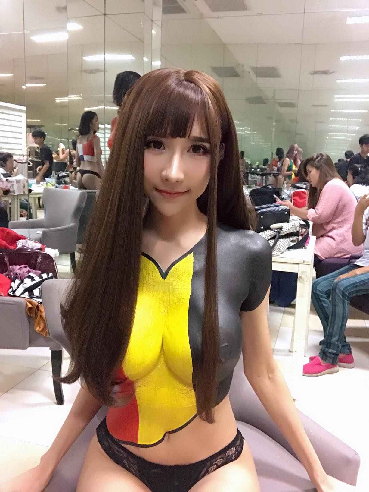 เปิดวาร์ปน้องมิรา คนดังโซเชียล แดนซ์ฉ่ำ ทรงแซ่บ อกสวยใหญ่ ภูเขาไฟเรียกพี่ 64