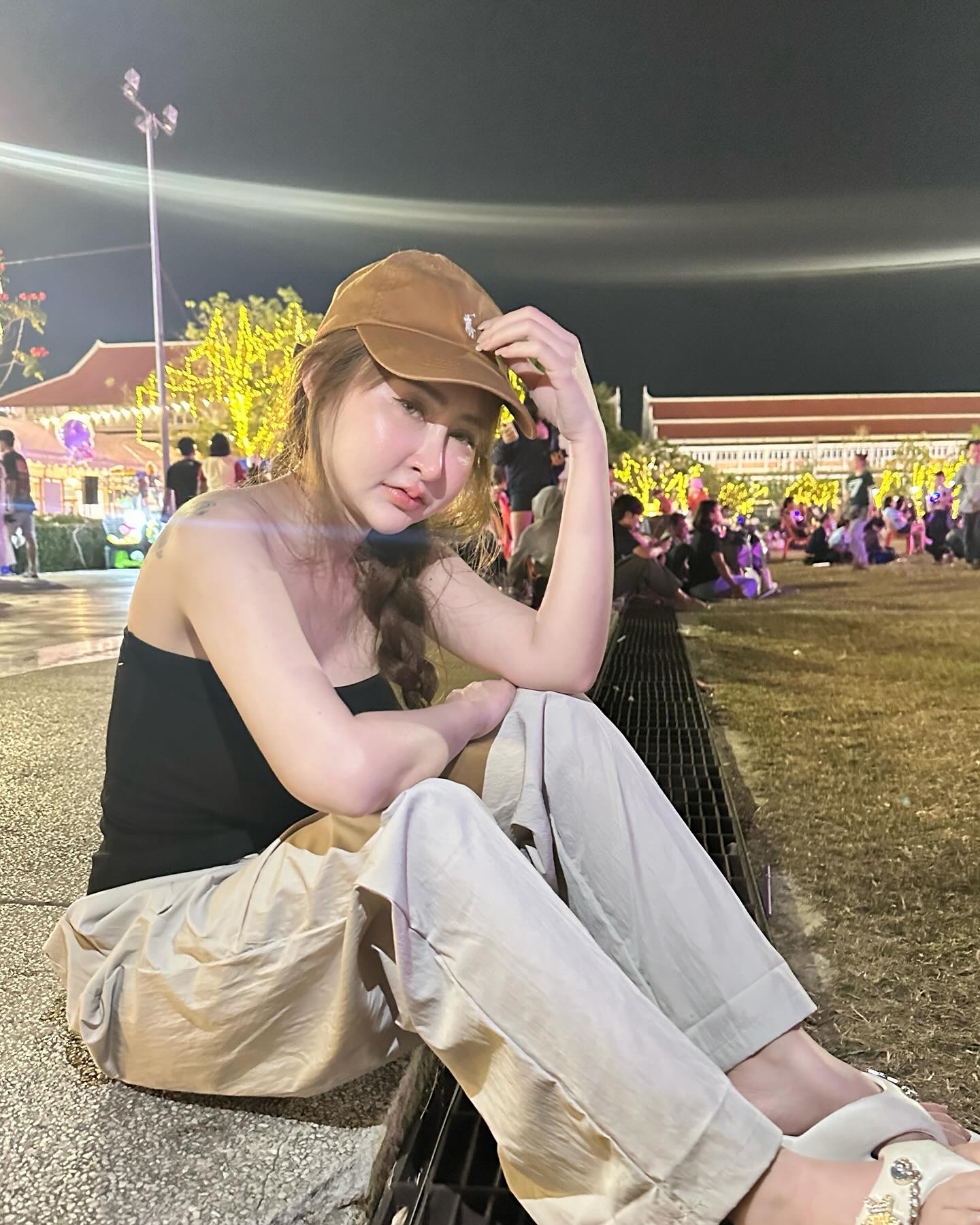 Kaemix สาวสวยหุ่นดี ขาวใส ลุคนี้ทำไมใคร ๆ ก็พูดถึง? 21