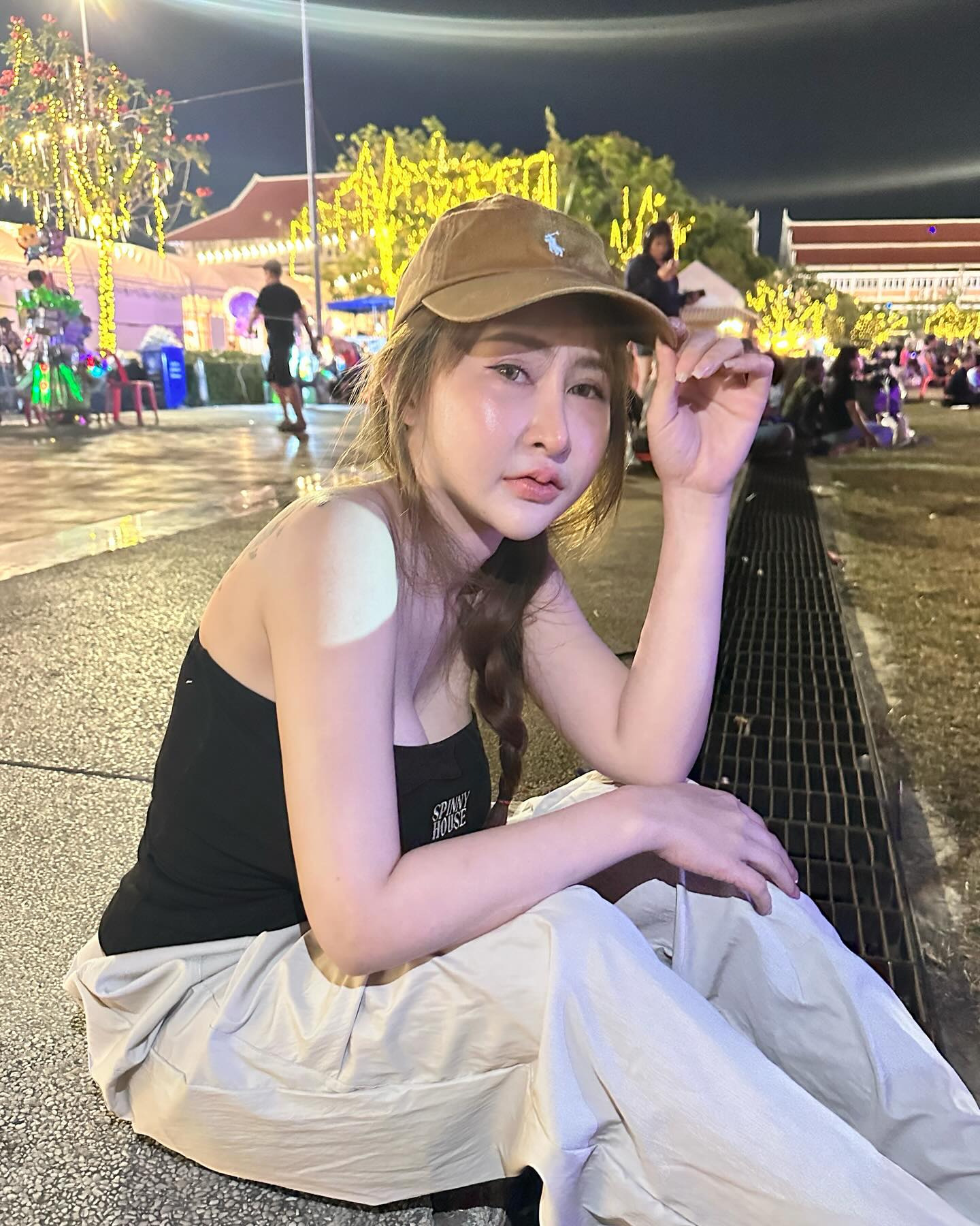 Kaemix สาวสวยหุ่นดี ขาวใส ลุคนี้ทำไมใคร ๆ ก็พูดถึง? 24