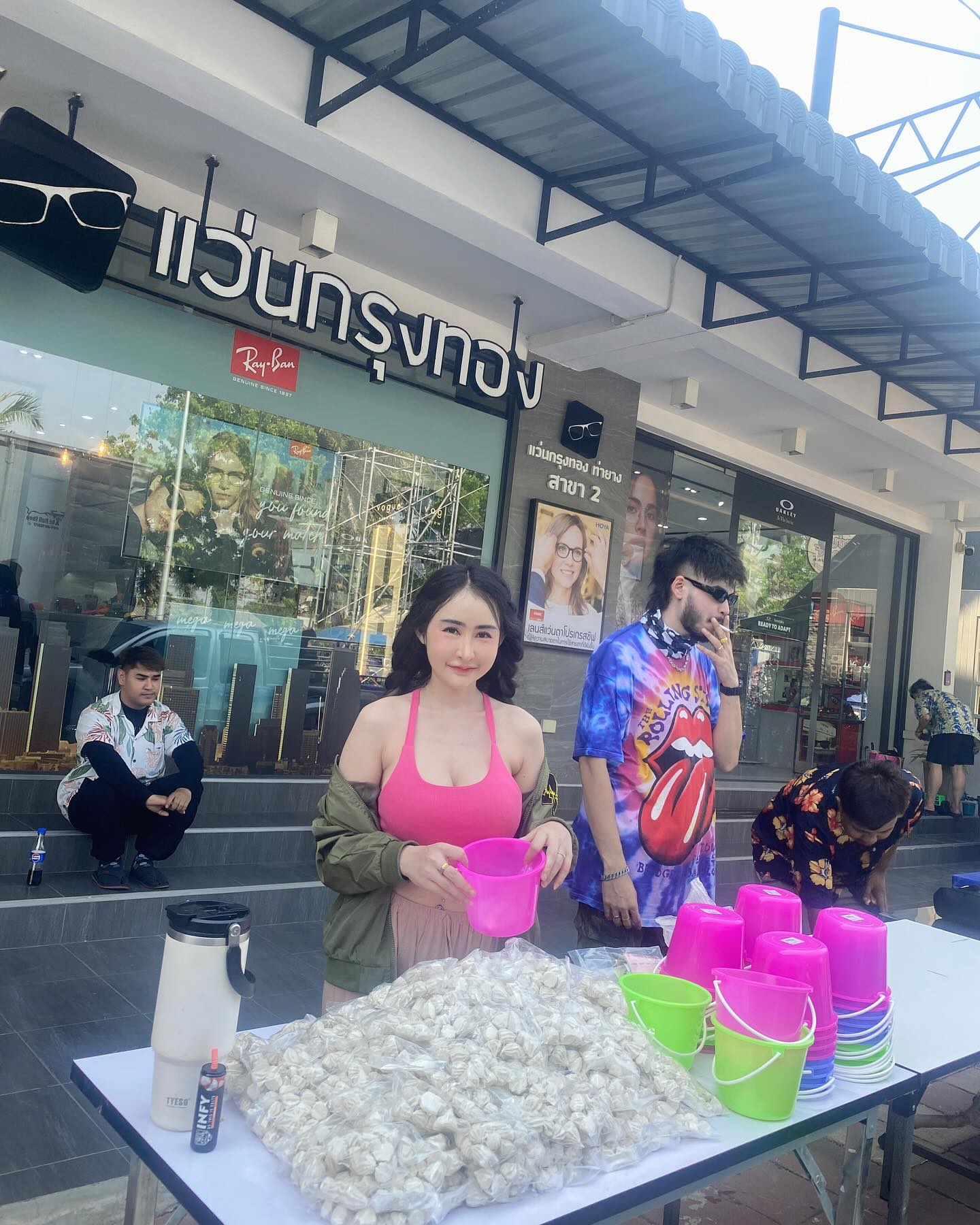 Kaemix สาวสวยหุ่นดี ขาวใส ลุคนี้ทำไมใคร ๆ ก็พูดถึง? 48