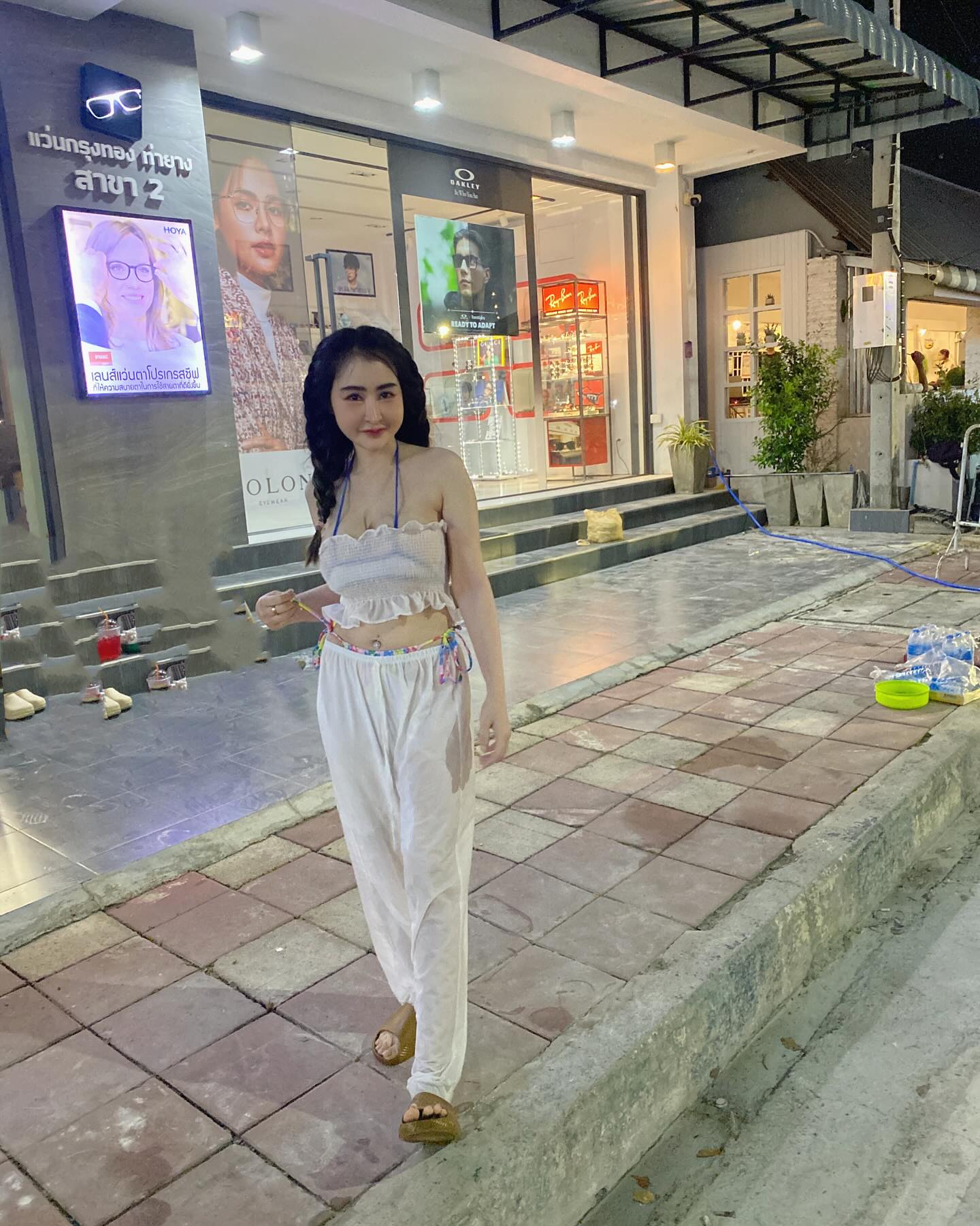 Kaemix สาวสวยหุ่นดี ขาวใส ลุคนี้ทำไมใคร ๆ ก็พูดถึง? 49